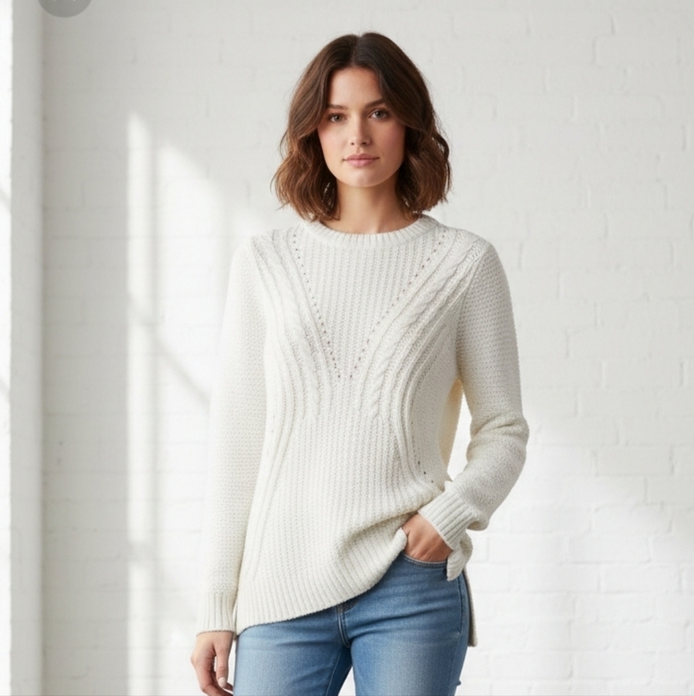 Mossimo white sweater small